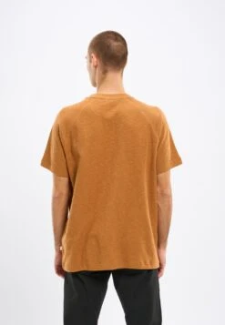 KnowledgeCotton Apparel Oversized T-Shirt 10676653 8 KnowledgeCotton Apparel Oversized T-Shirt 10676653 -Woehrl Populaire Boutique 1010001 1366 Brown Sugar Extra 1