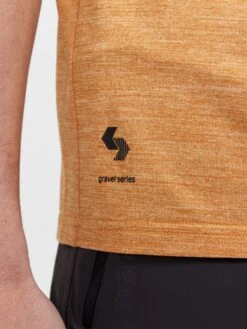 Craft Adv Gravel SS Tee M 10687958 -Woehrl Populaire Boutique 1913183 574200 Adv Gravel SS Tee M Closeup3