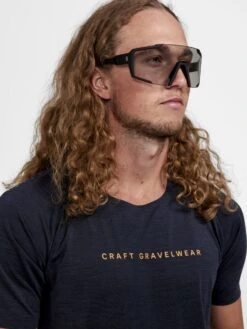 Craft Adv Gravel SS Tee M 10687959 9 Craft Adv Gravel SS Tee M 10687959 -Woehrl Populaire Boutique 1913183 999200 Adv Gravel SS Tee M Closeup3