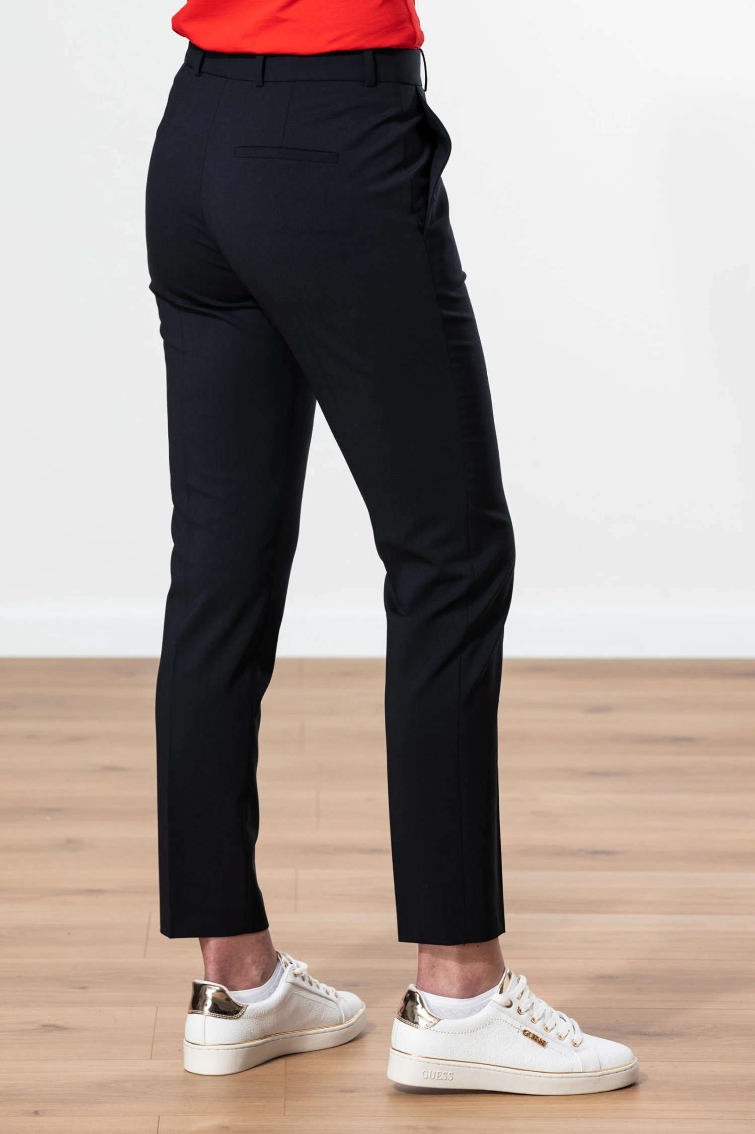 Hugo Hose 10524066 2 Hugo Hose 10524066 – Bild 2