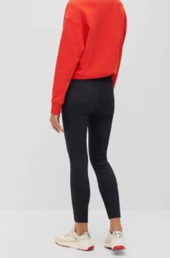 Boss SUPER SKINNY-FIT JEGGINGS AUS DUNKELBLAUEM STRETCH-DENIM IN CROPPED-LÄNGE CROP 4.0 10664249 32 Boss SUPER SKINNY-FIT JEGGINGS AUS DUNKELBLAUEM STRETCH-DENIM IN CROPPED-LÄNGE CROP 4.0 10664249 -Woehrl Populaire Boutique 50480446 406 360 HB B2C SHO 01 valid until 2024610