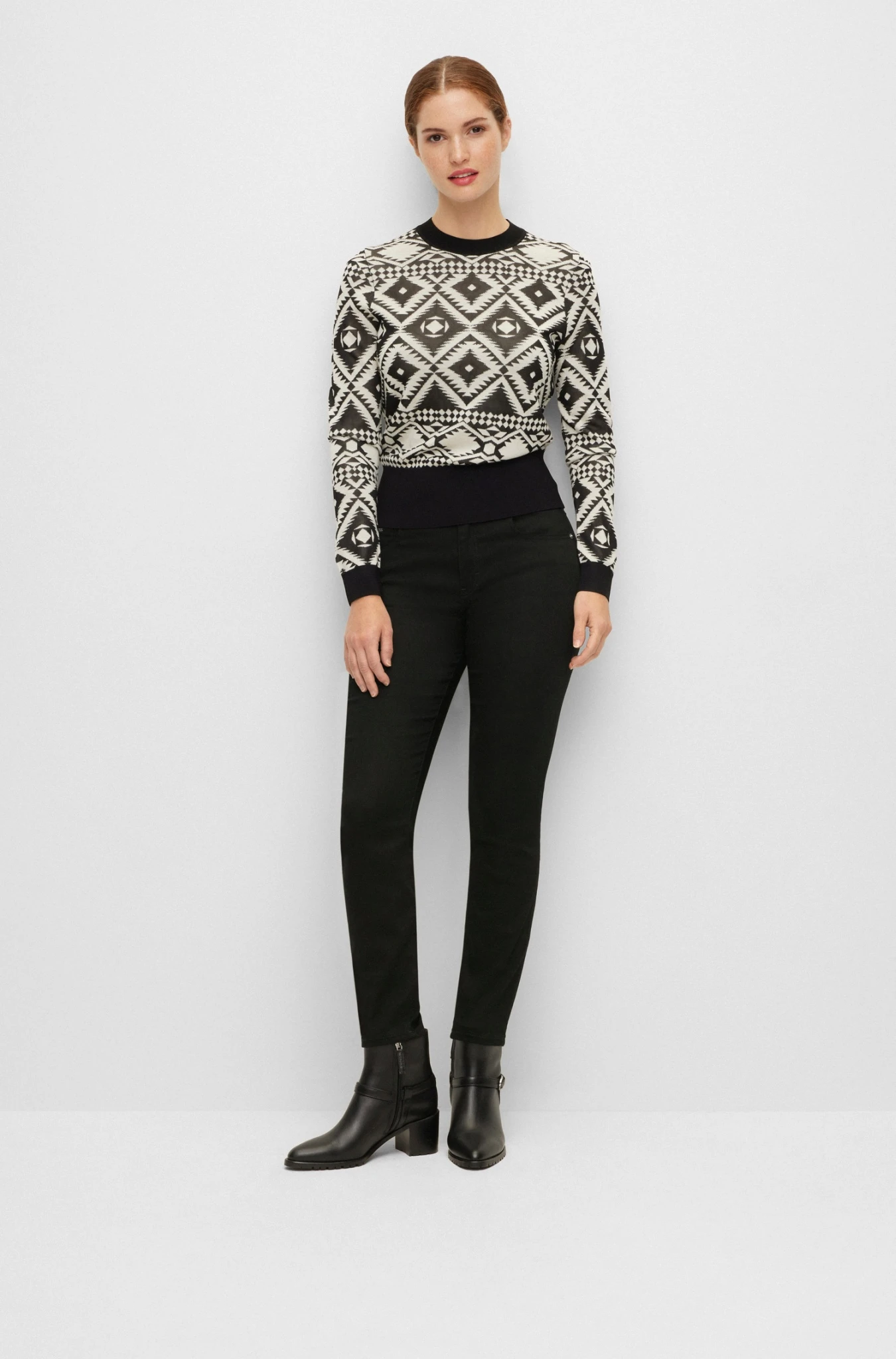 Boss SLIM-FIT JEANS SLIM CROP 4.0 AUS STAY BLACK-SUPER-STRETCH-DENIM 10664246 8 Boss SLIM-FIT JEANS SLIM CROP 4.0 AUS STAY BLACK-SUPER-STRETCH-DENIM 10664246 – Bild 8