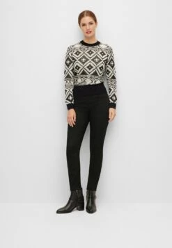 Boss SLIM-FIT JEANS SLIM CROP 4.0 AUS STAY BLACK-SUPER-STRETCH-DENIM 10664246 27 Boss SLIM-FIT JEANS SLIM CROP 4.0 AUS STAY BLACK-SUPER-STRETCH-DENIM 10664246 -Woehrl Populaire Boutique 50480816 005 300 ZA B2C SHO 01 valid until 2024610