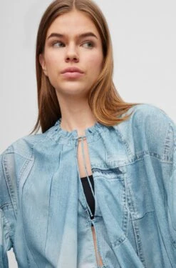 Hugo Oversized Bluse Mit Denim-Print 10681198 16 Hugo Oversized Bluse Mit Denim-Print 10681198 -Woehrl Populaire Boutique 50488558 985 340 HB B2C SHO 01 valid until 20241220