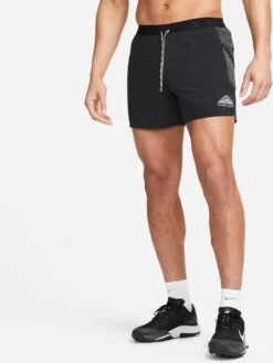 Nike Short M NK DF TRAIL SHORT 5IN, 10687300 9 Nike Short M NK DF TRAIL SHORT 5IN, 10687300 -Woehrl Populaire Boutique DV9311 010 BILD03 20230308