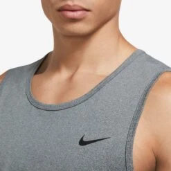 Nike Tanktop M NK DF HYVERSE 10697268 -Woehrl Populaire Boutique DV9841 097 BILD03 20221012