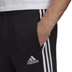 Adidas Trainingshose 10639900 17 Adidas Trainingshose 10639900 -Woehrl Populaire Boutique GK8831 APP on model detail 1 transparent