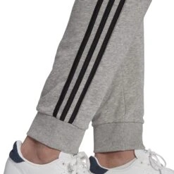 Adidas Trainingshose 10639898 -Woehrl Populaire Boutique GK8889 APP on model detail 2 transparent