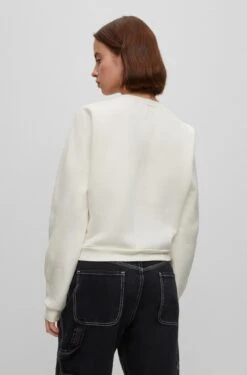 Hugo Regular Fit Sweatshirt Mit Schulter-Details 10706120 5 Hugo Regular Fit Sweatshirt Mit Schulter-Details 10706120 -Woehrl Populaire Boutique HUGO Womensw Fall 23 110 50495125 3