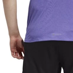 Adidas Designed For Training Aeroready Hiit Colour-Shift Training T-Shirt 10680848 34 Adidas Designed For Training Aeroready Hiit Colour-Shift Training T-Shirt 10680848 -Woehrl Populaire Boutique IB9102 8 APPAREL On Model Detail View 2 transparent