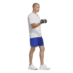 Adidas Train Essentials Comfort T-Shirt 10680762 18 Adidas Train Essentials Comfort T-Shirt 10680762 -Woehrl Populaire Boutique IC7423 6 APPAREL On Model Walking View transparentfgDA6l9exS6T7