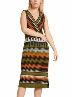 Marc Cain Strickkleid Rethink Together 10714190 -Woehrl Populaire Boutique Marc Cain Co FrhjahrSommer 2023 525 UC2166M34 6