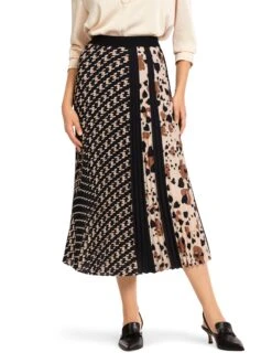 Marc Cain Plisseerock Im Mustermix 10681142 11 Marc Cain Plisseerock Im Mustermix 10681142 -Woehrl Populaire Boutique Marc Cain Co FrhjahrSommer 2023 900 UC7108W66 6