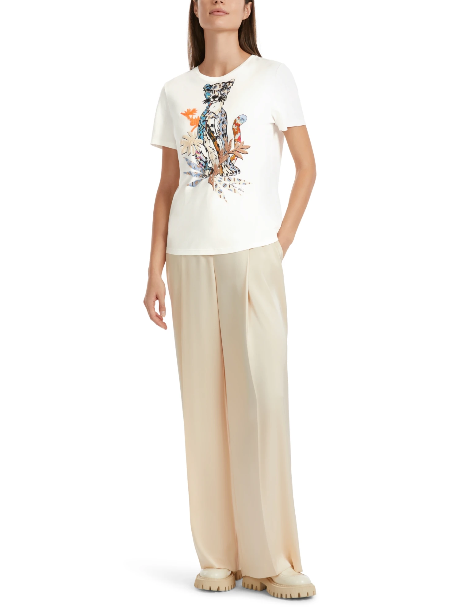 Marc Cain T-Shirt Mit Tiger-Applikation 10725070 2 Marc Cain T-Shirt Mit Tiger-Applikation 10725070 – Bild 2