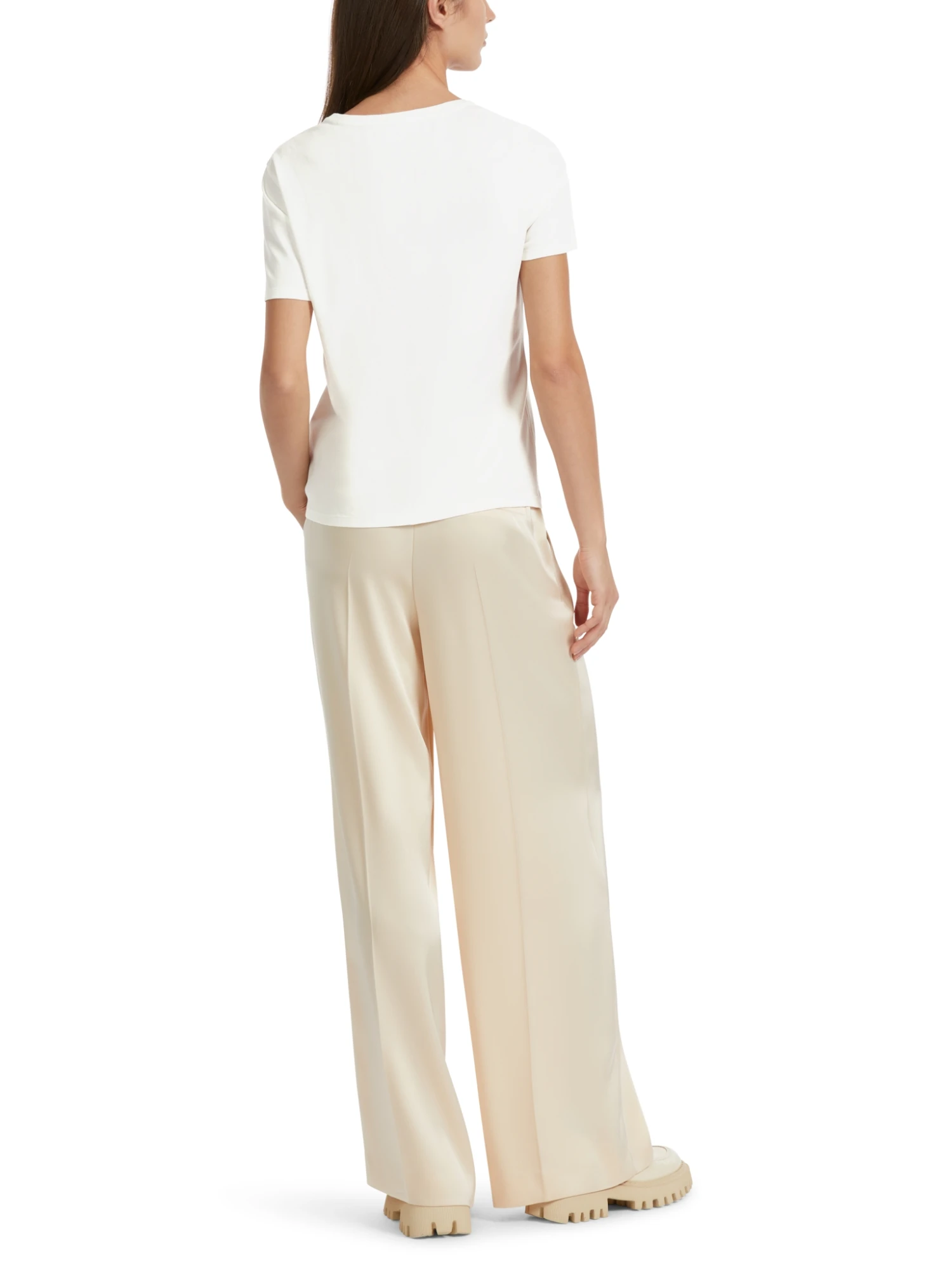 Marc Cain T-Shirt Mit Tiger-Applikation 10725070 3 Marc Cain T-Shirt Mit Tiger-Applikation 10725070 – Bild 3