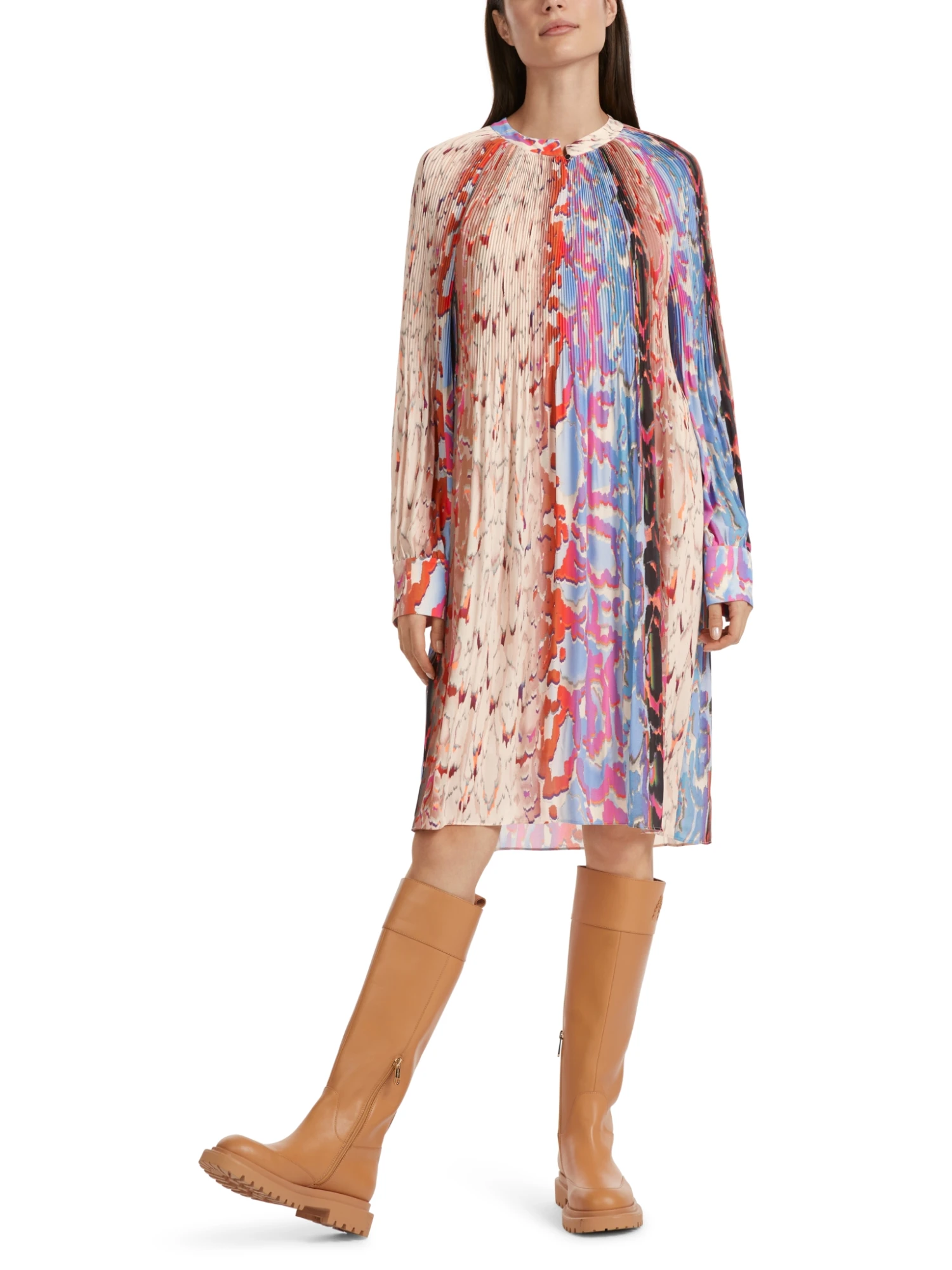 Marc Cain Plissiertes Kleid Rethink Together 10725081 2 Marc Cain Plissiertes Kleid Rethink Together 10725081 – Bild 2