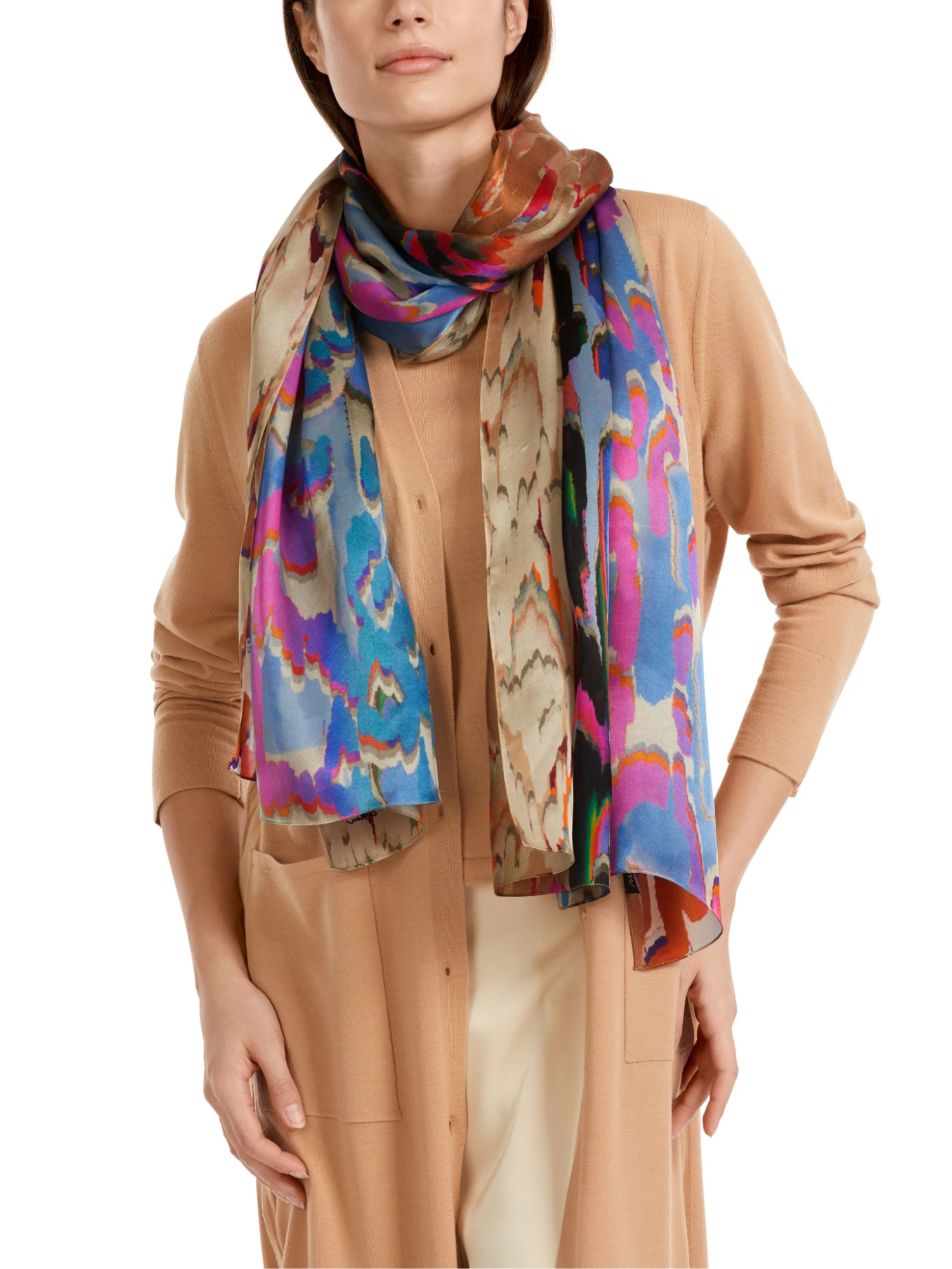 Marc Cain Seidenschal Mit Print 10725090 3 Marc Cain Seidenschal Mit Print 10725090 – Bild 3