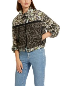 Marc Cain Feminine Zippjacke Mit Mustermix 10718596 -Woehrl Populaire Boutique Marc Cain Sp FrhjahrSommer 2023 501 US3121W47 7