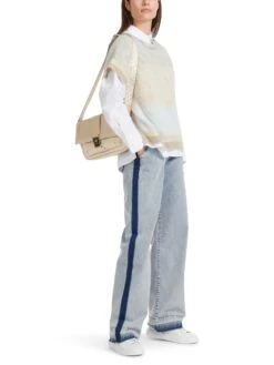 Marc Cain Tank Top Knitted In Germany 10725387 10 Marc Cain Tank Top Knitted In Germany 10725387 -Woehrl Populaire Boutique Marc Cain Sp HerbstWinter 2023 304 VS4201M04 5