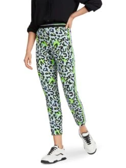 Marc Cain Schmale Hose SOFIA Mit Allover-Print 10725394 13 Marc Cain Schmale Hose SOFIA Mit Allover-Print 10725394 -Woehrl Populaire Boutique Marc Cain Sp HerbstWinter 2023 304 VS8127J01 7