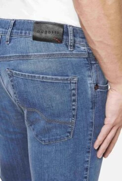 Bugatti Jeans Toronto 10461920 -Woehrl Populaire Boutique bug 3038D 86676 361 add3 28302