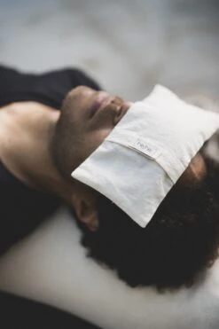 Hejhej Hejhej-eyepillow 10677439 -Woehrl Populaire Boutique hejhej eyepillow Photo Credits Maria Bayer 2